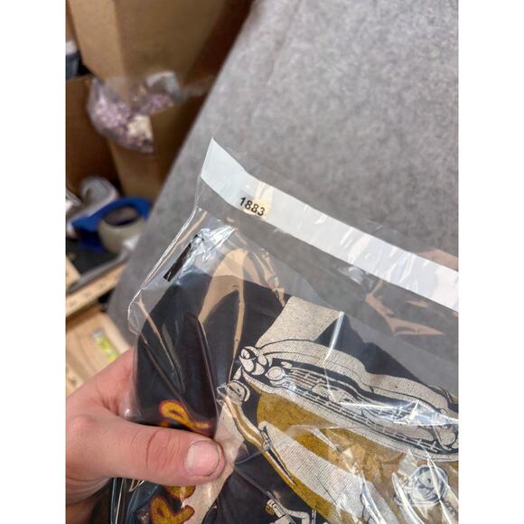 VINTAGE 80s Chuck A Burger Cruisin Shirt Mens Medium Black Single Stitch Tee - Picture 6 of 6